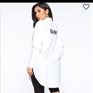 Fashion nova blogger babe white BABY button top M